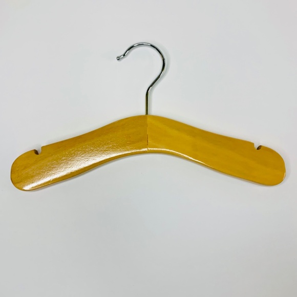 Children/Toddlers bundle 11-inch solid wood clothes hangers & metal swivel hooks - Picture 2 of 8